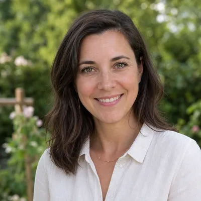 Portrait d'Élise Charpentier, rédactrice spécialisée bien-être animal